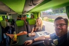Londýn Trip – Den 0: Řízek, benzínka, národní hrdost