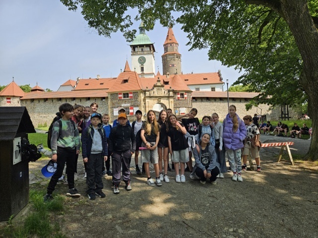 20250610_103459 Inovativní výuka IV.B a V.A Bouzov