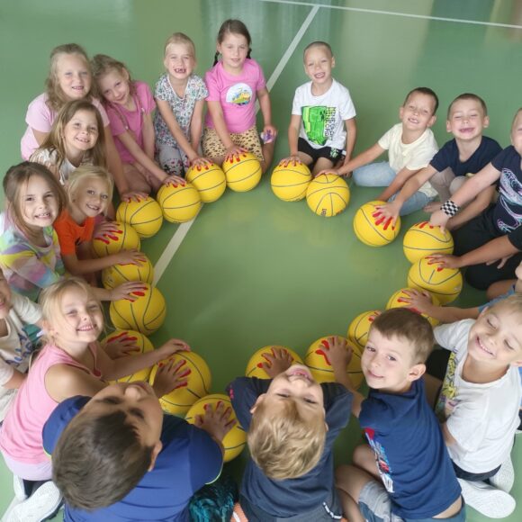 1.B seznámení s basket. míčem