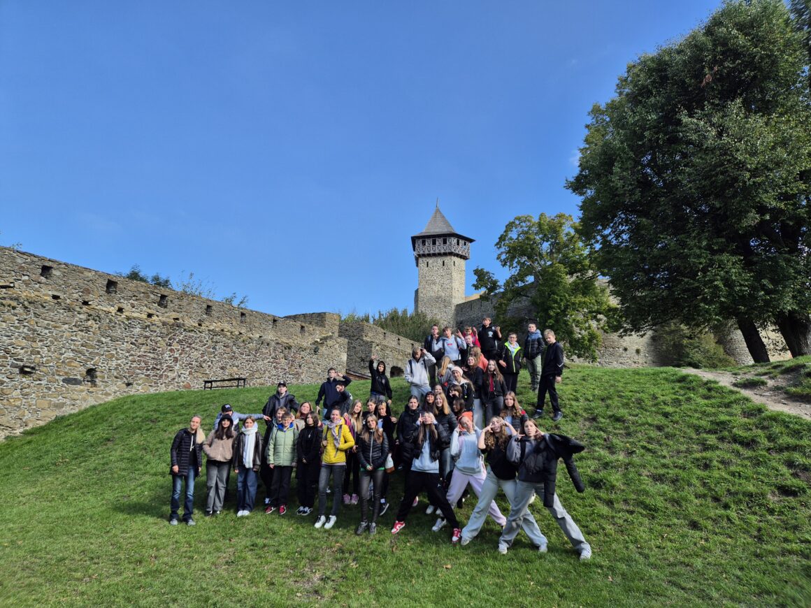 Naše třídy VII.B a VIII.A objevovaly krásy Olomouckého kraje
