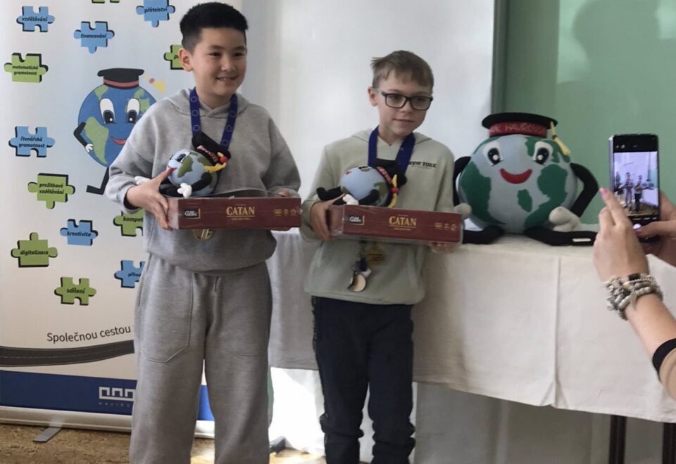 570619684_4298950350389641_7404716547060115547_n Matematika hravě