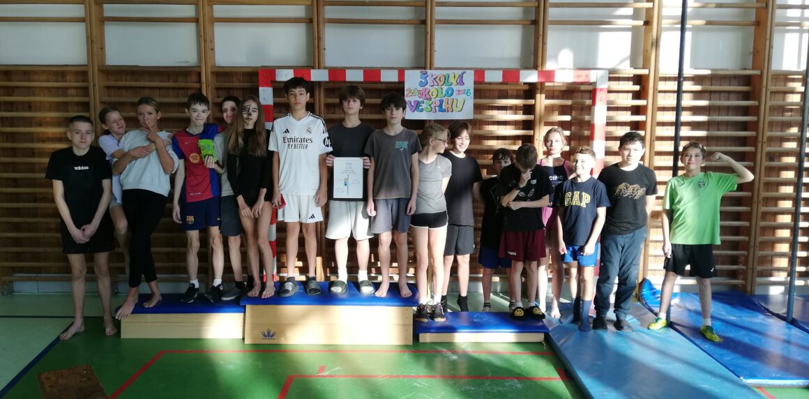 IMG_3855 Školní kolo ve šplhu na tyči