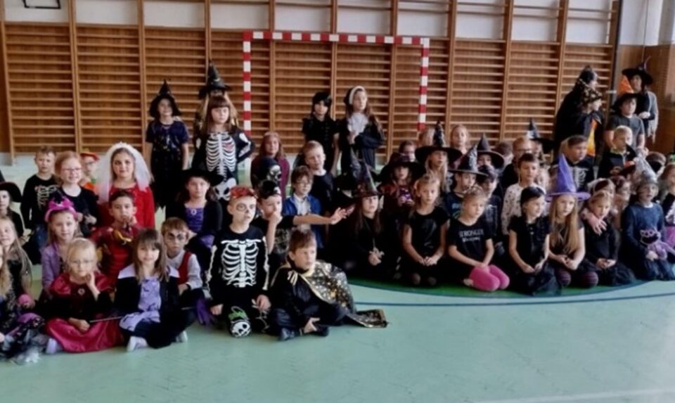 Messenger_creation_14CB81F2-B821-42C5-B763-7788195CAD72 Halloweenský candrbál