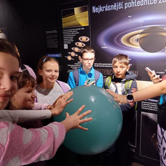 Exkurze do Planetária – program Vesmírné oázy