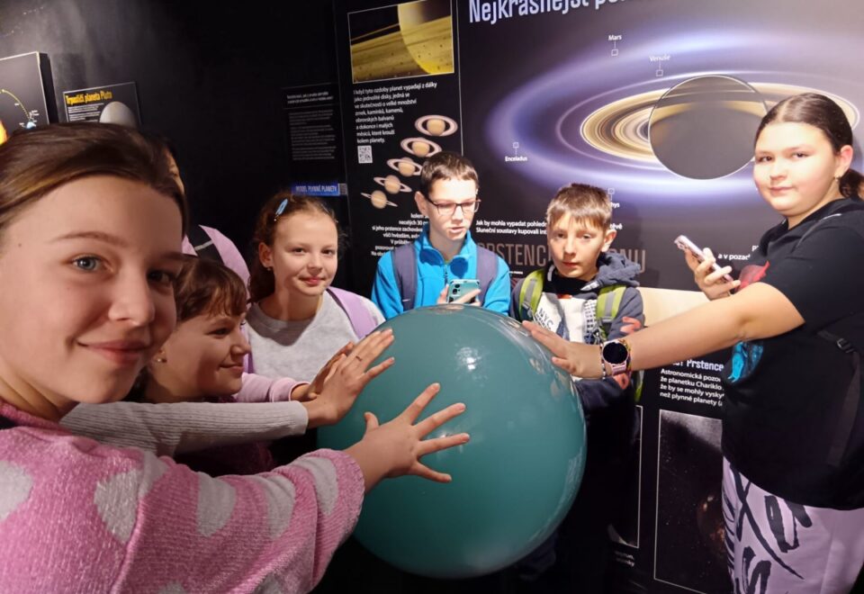 Exkurze do Planetária- program Vesmírné oázy