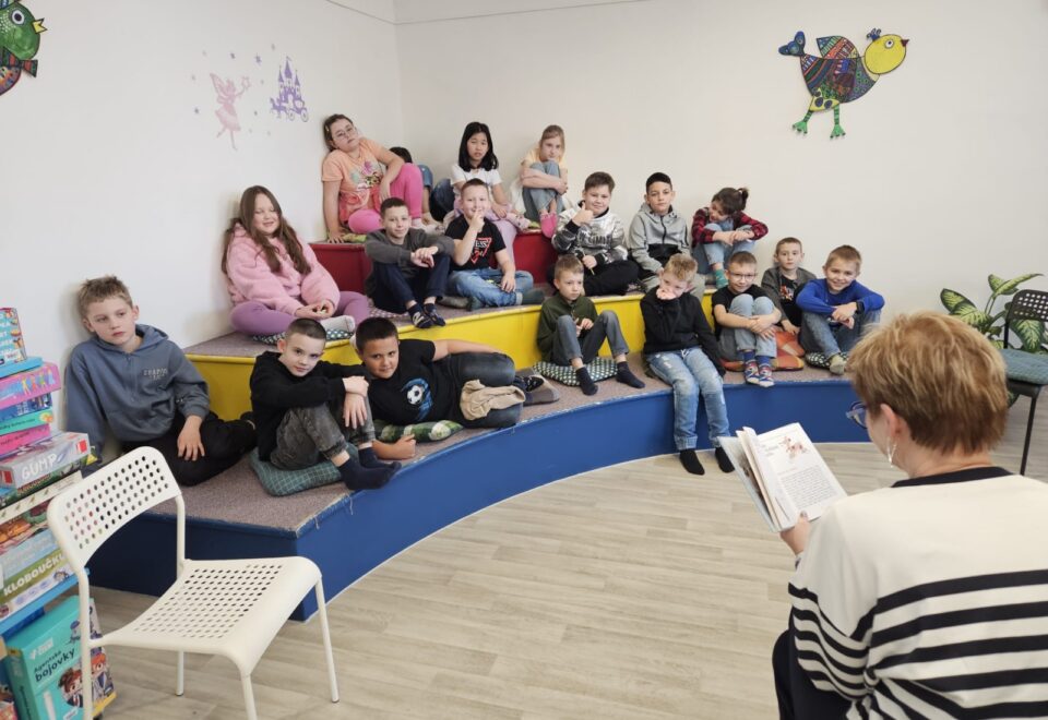 Beseda v knihovně III.C