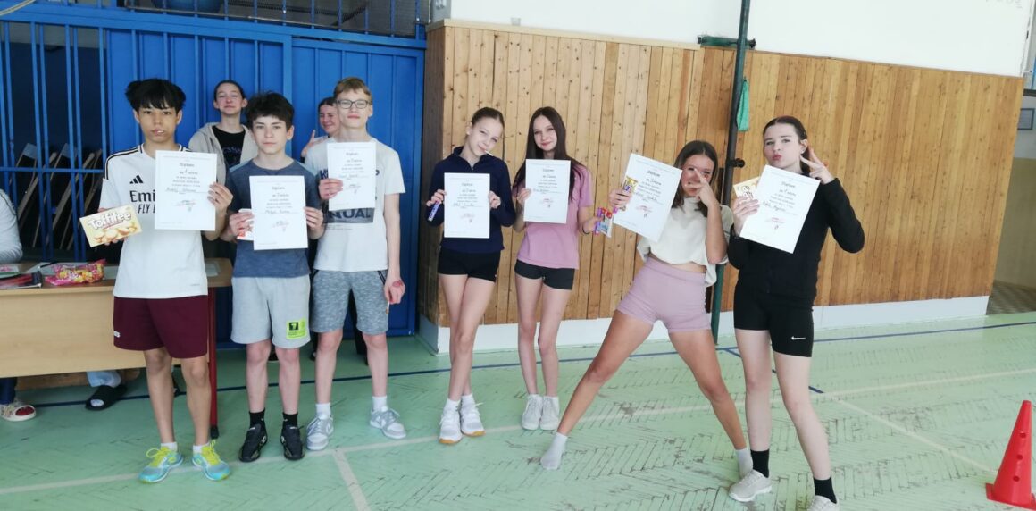 Školní kolo ve skoku vysokém – kategorie dívek a chlapců 6.–7. ročníku